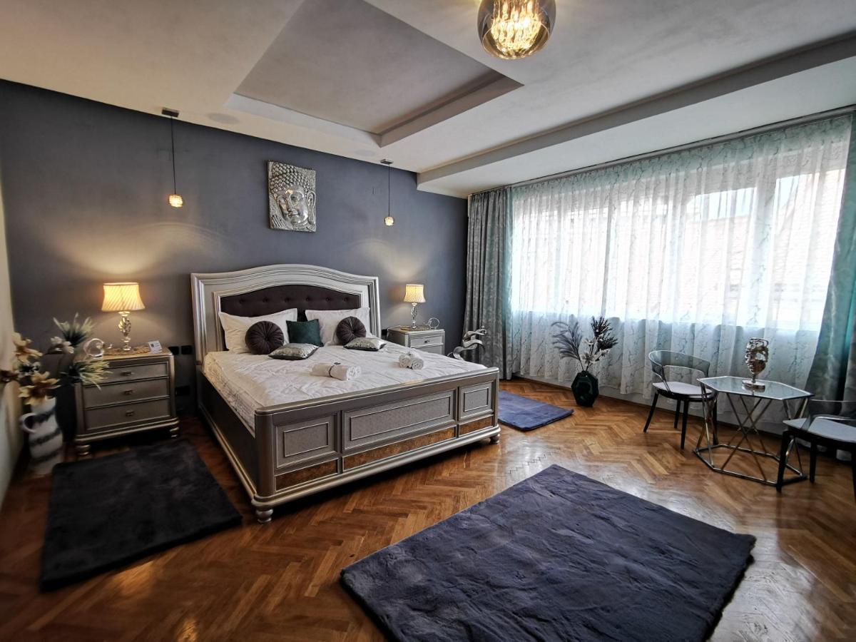 Crystal Central Apartment 브라쇼브 외부 사진