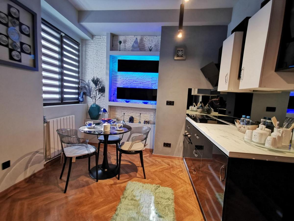 Crystal Central Apartment 브라쇼브 외부 사진