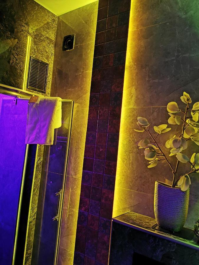 Crystal Central Apartment 브라쇼브 외부 사진